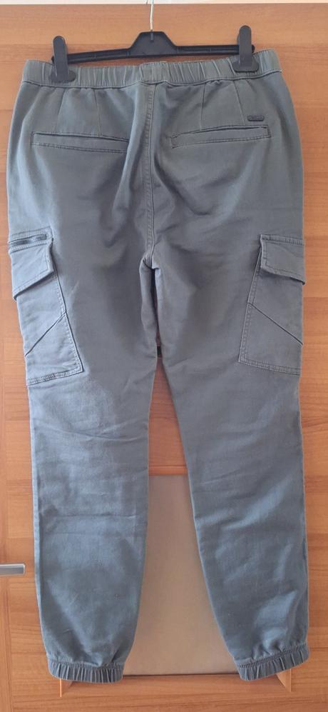 Chlapčenské kapsáče, m