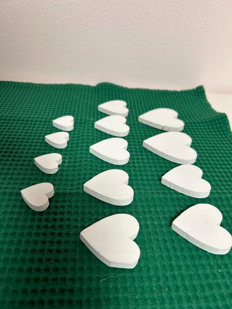 Drevené srdce na ozdobu, 