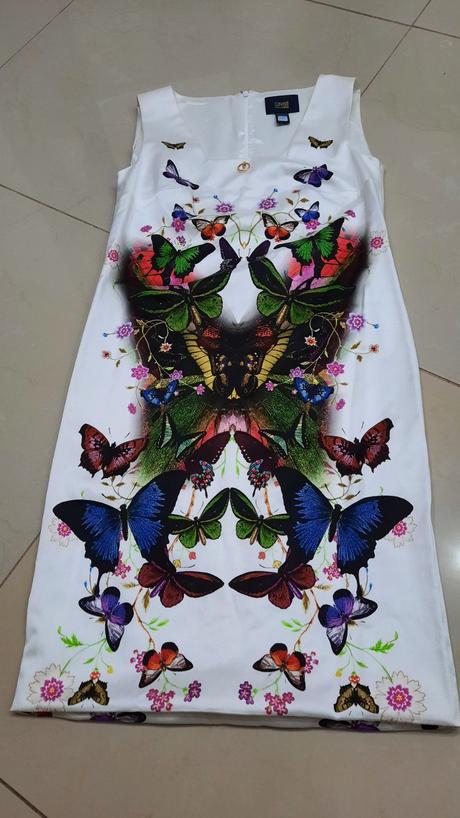 Šaty motylove, 40