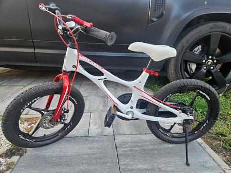 Bicykel 16, 16