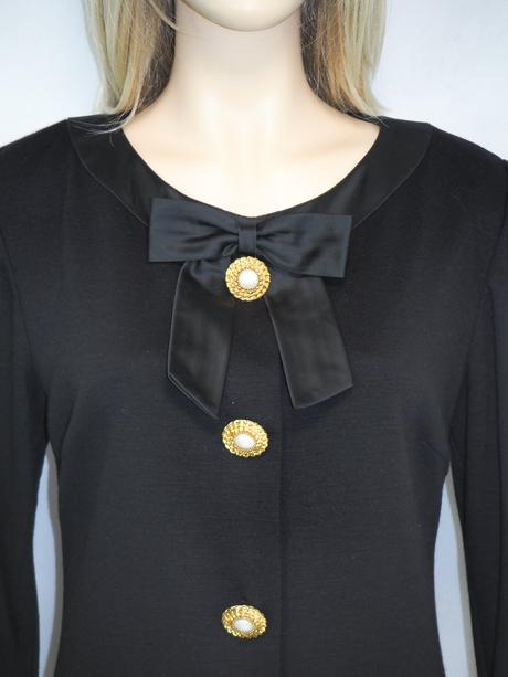 Luxusné vintage vlnené šaty, 38