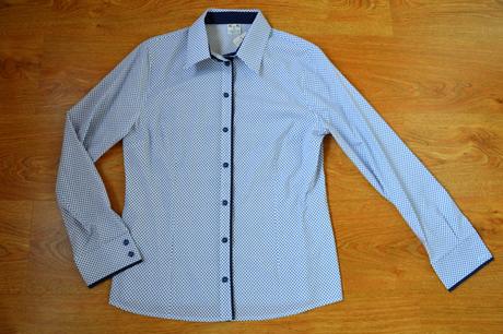 Dámska košeľa, 44