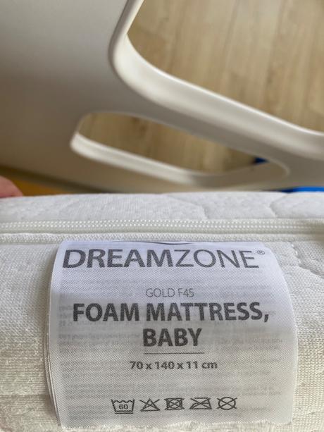 Domčeková posteľ so šuflíkom, šírka (cm): 70,dĺžka (cm): 140