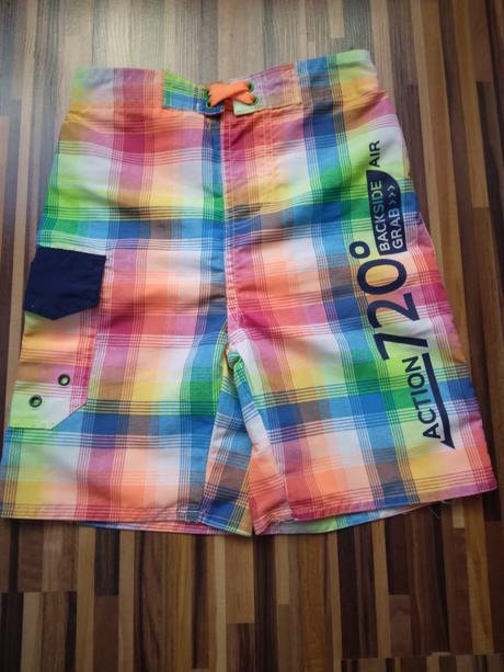 Krásne kraťasy, 104