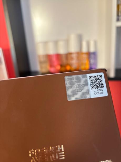 Arabský parfém vulcan sable, 