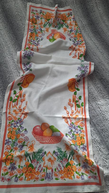 Behúň štola veľká noc retro na chalupu, 