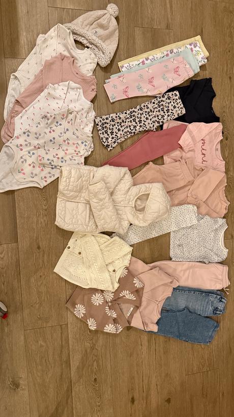 Balík detského oblečenia, 86–98