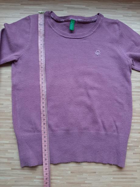 Fialovy tenky svetrik, benetton,104