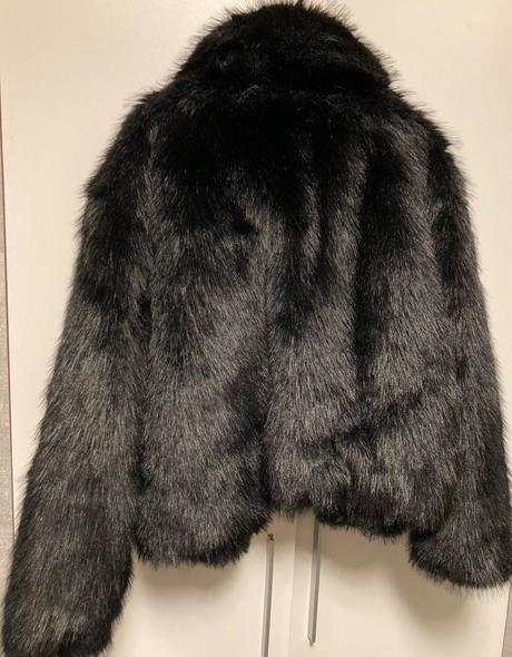 Krásny takko kožuch veľ.l/xl.., takko,46 / l / xl