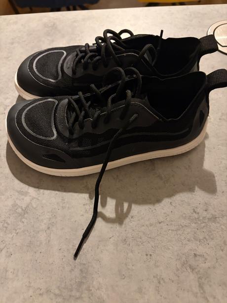 Belenka velocity - black.  36 - 1 x obute, be lenka,36