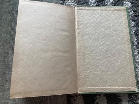 Umlčené zbraně československá zbrojní výroba(1966),