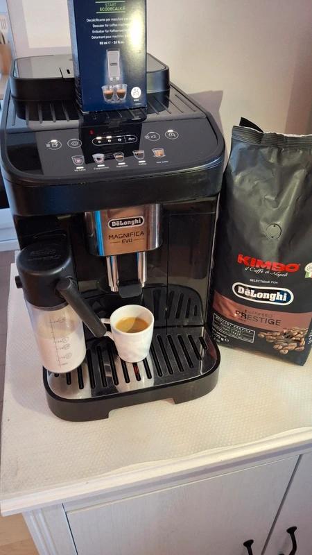 Kávovar delonghi, 