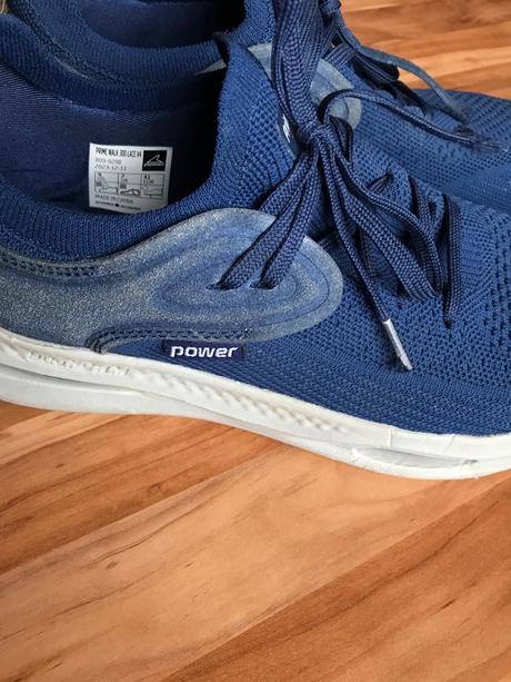 Ľahučké tenisky, 41