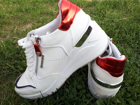 Tenisky biele dockers vel 40/41, 41