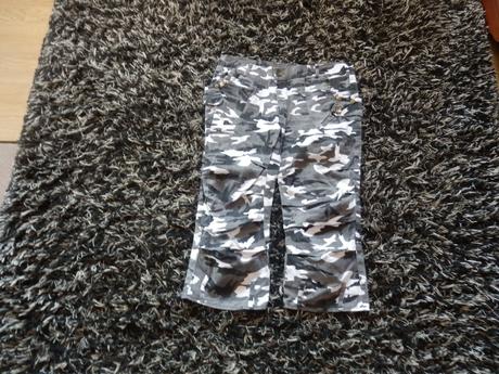 Maskacove nohavice, 28