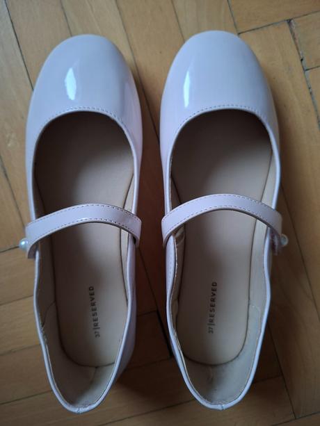 Dievčenské baleríny, reserved,37