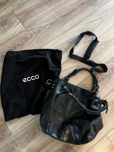 Väčšia celokožená kabelka, ecco