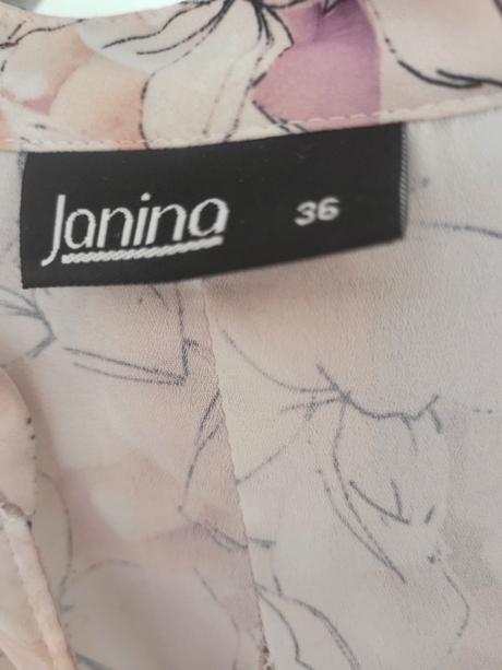 Kvetinková blúzka, 36