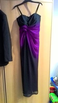 Nádherné spoločenské šaty, s