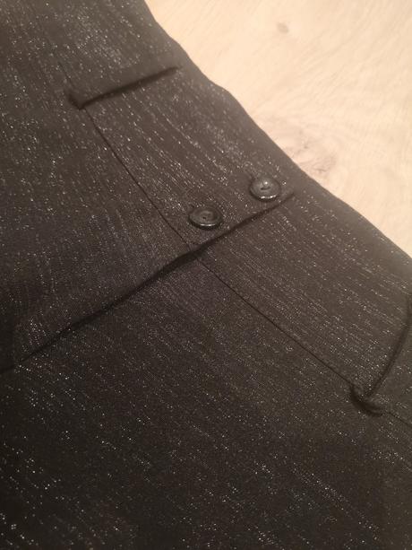 Elegantné kraťasy 36, 35