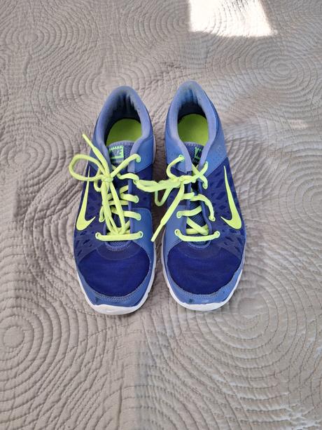 Nike tenisky ľahké, nike,42