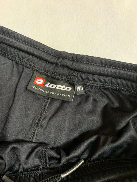 Športové šortky - dres, lotto,140