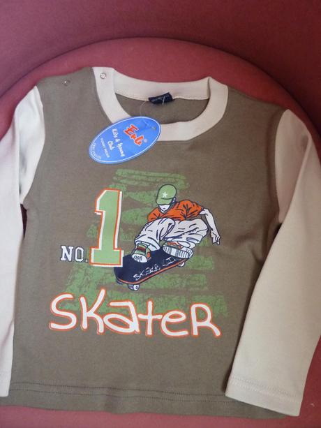 Nenosený chlapčenský pulóver, 98