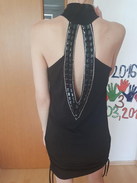 Koktajlové šaty, 40