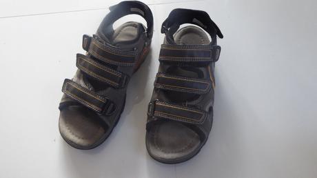 Sandálky, 35