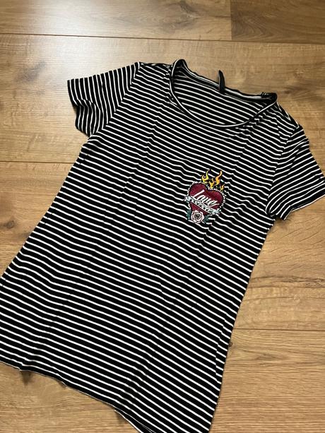 Pásikavé tričko, stradivarius,s