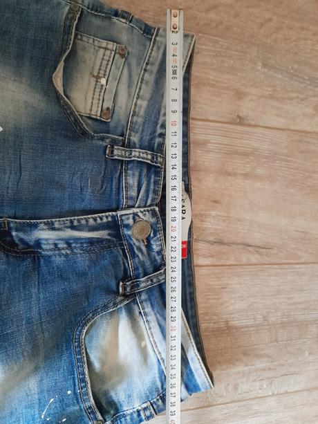 Riflove kraťasy, 30