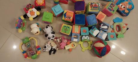 Mix hraciek vtech, fisher price, lamaze atd, 