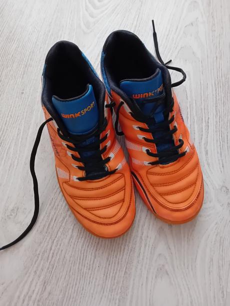 Halovky č.38 zn. winksport, wink,38