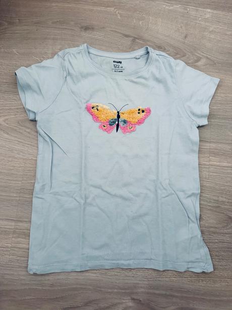 Tričko s motýľom sinsay 122, sinsay,122