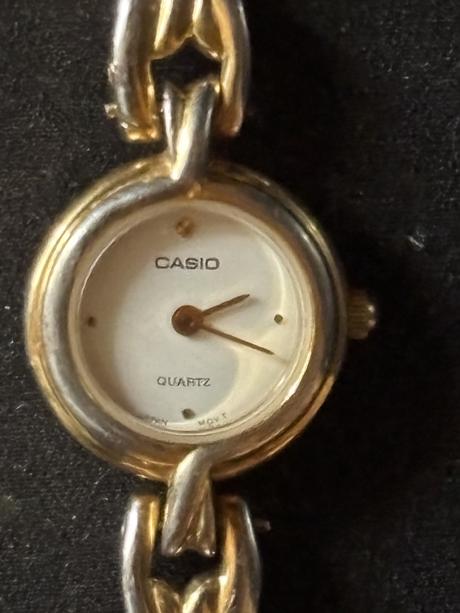 Dámske hodinky casio ltp 2011, casio