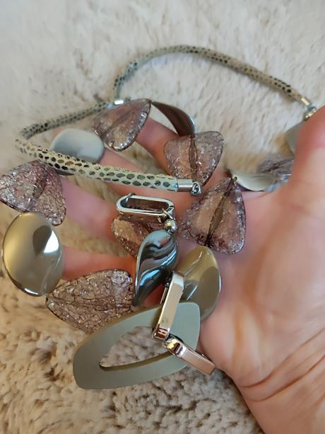 Dámsky náhrdelník gerry weber, 