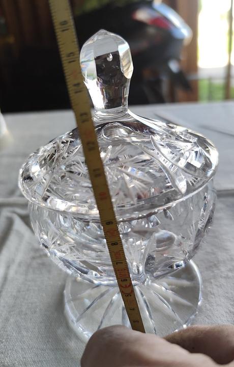 Krištálová dozička,