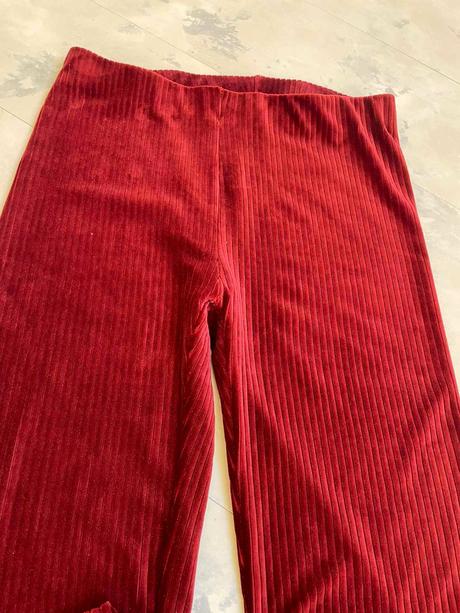 Rozšírené elastické nohavice, m