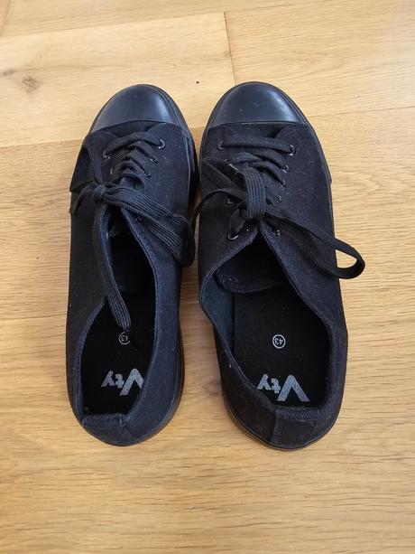 Cierne platenky/tenisky, 43