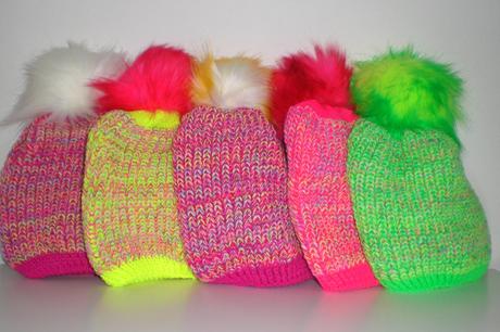 Čiapočka s brmbolcom, 50 - 158