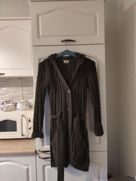 Dámsky sveter, takko,34