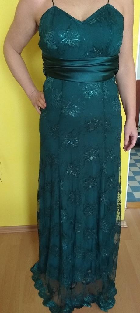 Spolčenské šaty, 40