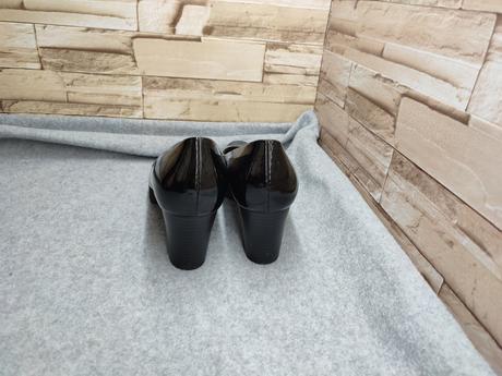 Gabor 37 - lesklé čierne lodičky, gabor,37