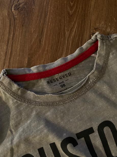 Reserved tríčko, reserved,98