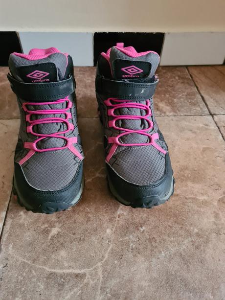 Zimné teplé topánky veľkosť 35, umbro,35