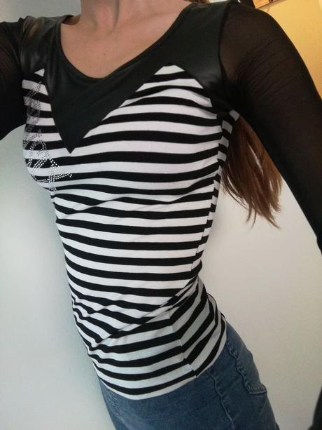 Elegantné sieťované tričko, m / s