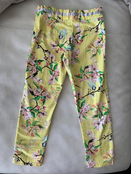 Mark&spencer autograph kolekcia nohavice vel.6-7, 122