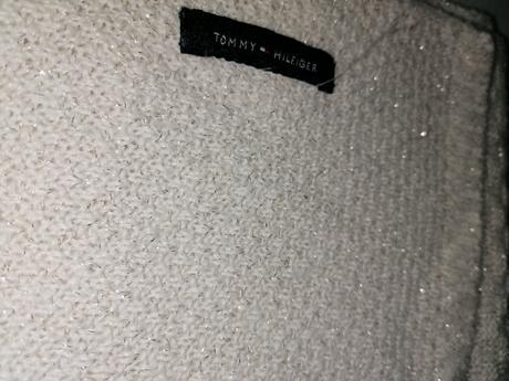 Príjemný šál, tommy hilfiger