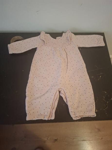 Predaj oblečenia, zara,56 / 98