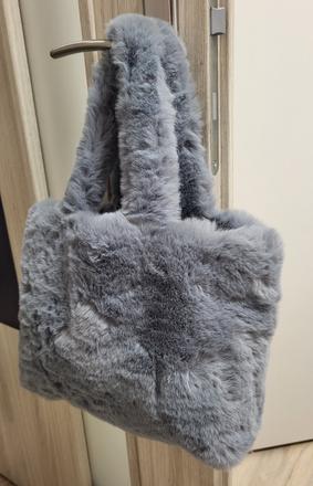 Kožušinková taška,